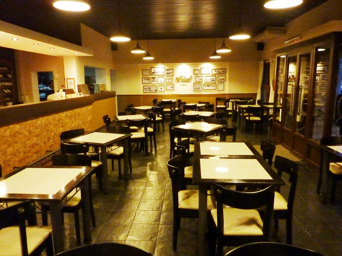 Hotel Ideal Resto Bar Рио Колорадо Екстериор снимка